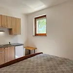 Apartman Dvor By The Krka River *