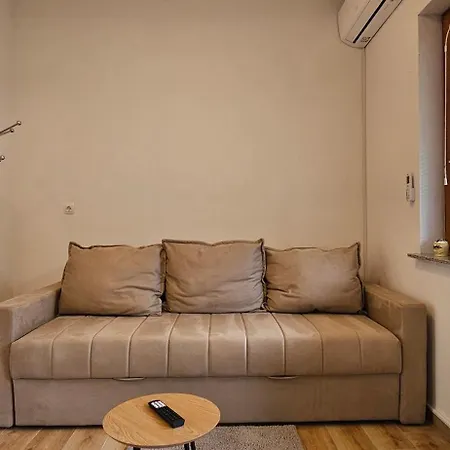 Dvor By The Krka River Apartmán Curnovec