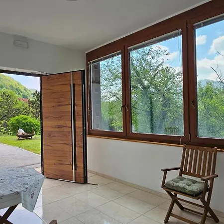 Apartment Dvor By The Krka River