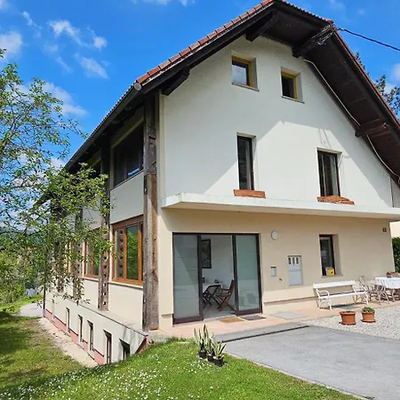 Dvor By The Krka River Curnovec