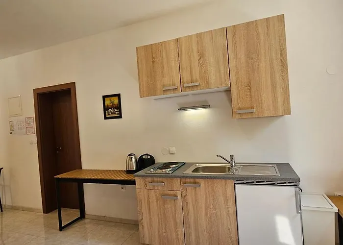 아파트 Dvor By The Krka River *