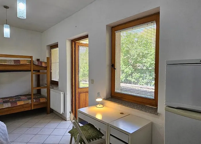 아파트 Dvor By The Krka River