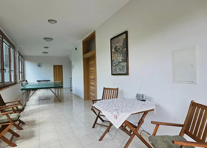 Dvor By The Krka River 아파트 *