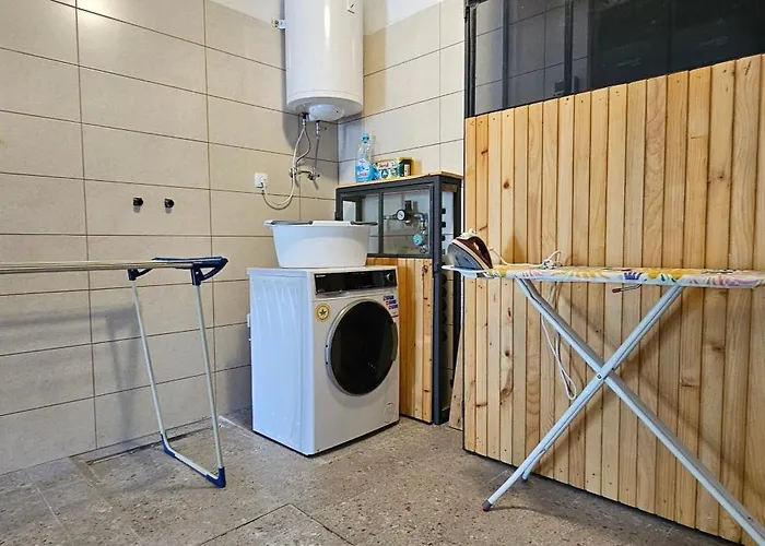 아파트 Dvor By The Krka River *